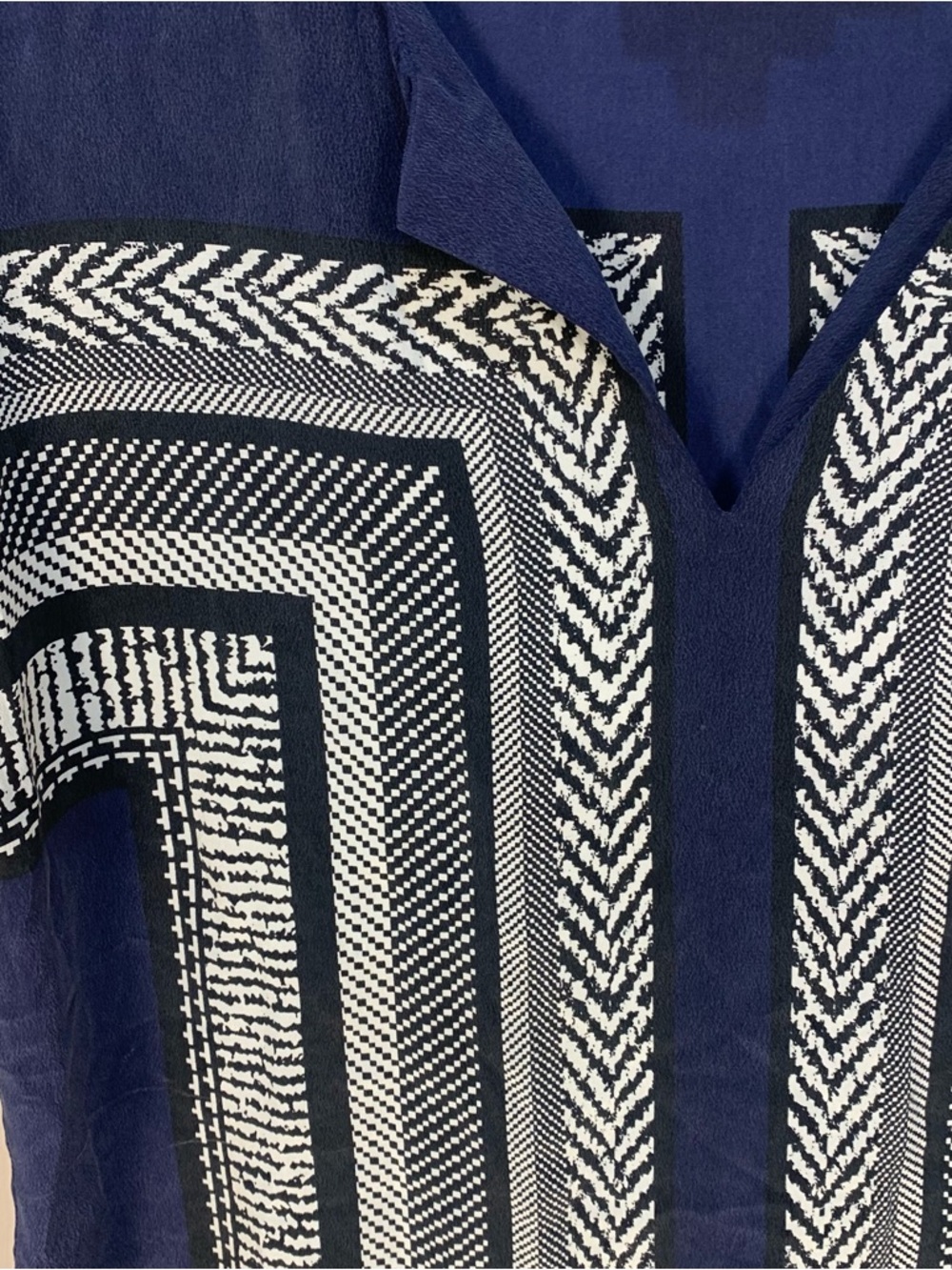 Cynthia Rowley 100% Silk Geometric Shift Dress - Picture 4 of 10